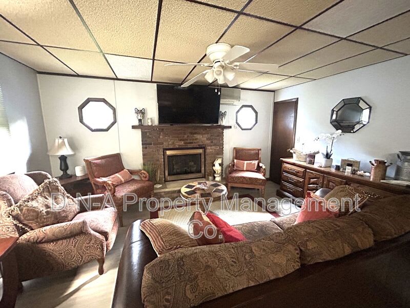 1228 Allegheny Dr – photo 2