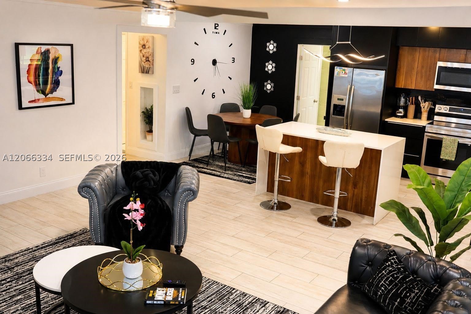 114 NE 2nd Pl – photo 3