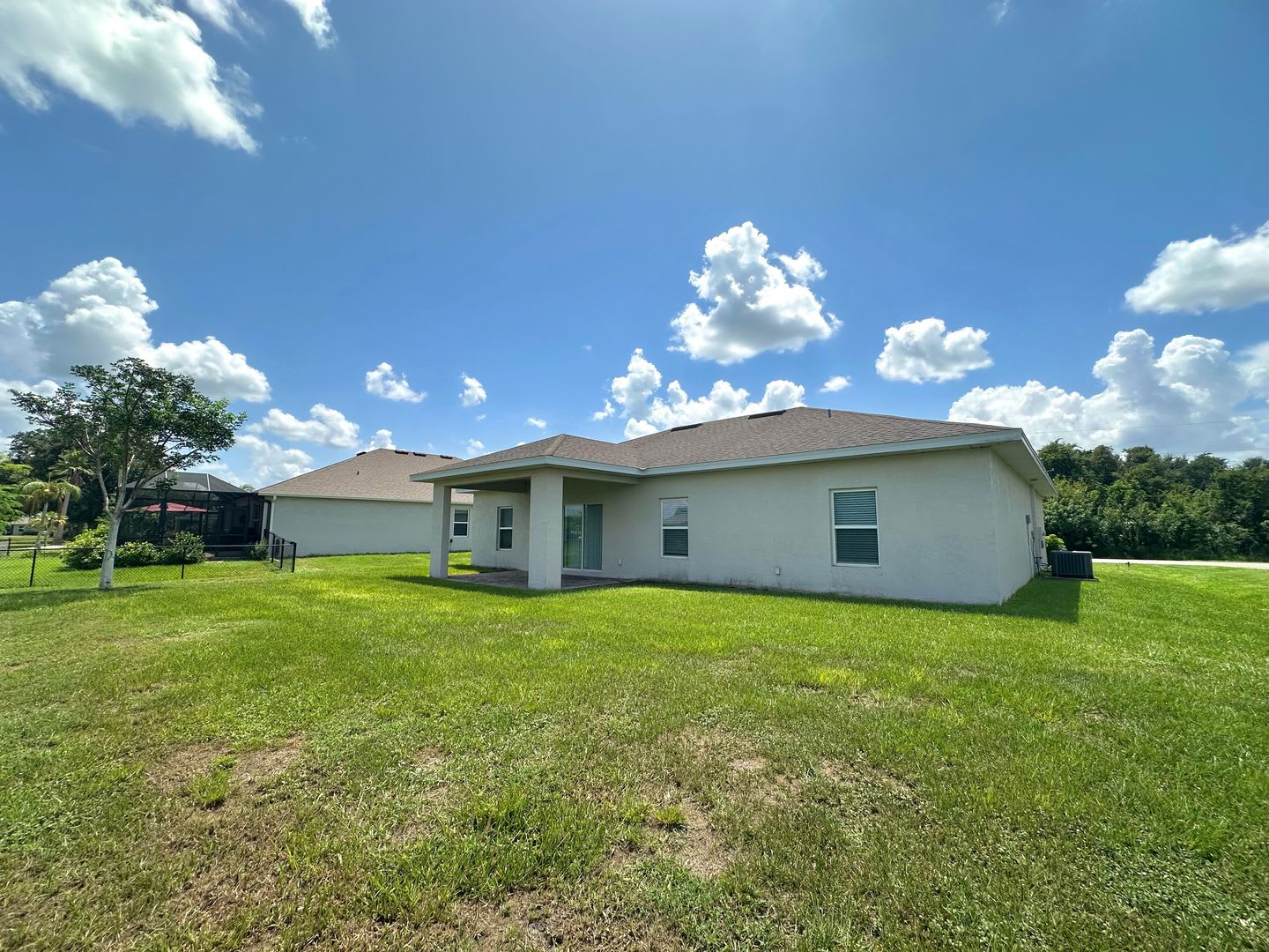 3 Bed Den With 2 Baths 2 Car Garage In Deep Creek – photo 3