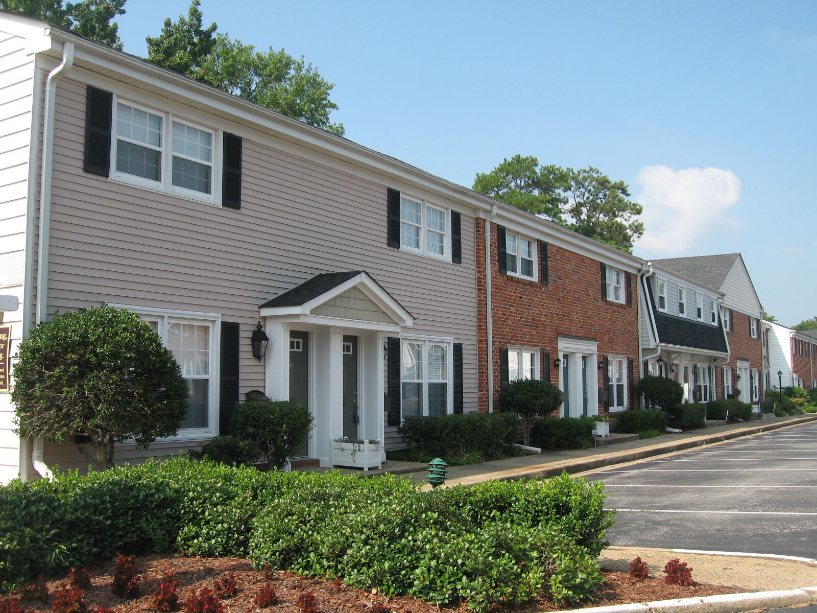 Walkers Chase Townhomes – photo 2