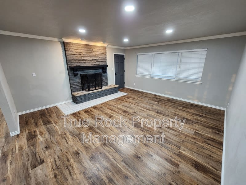 204 South Morrison Drive – photo 4