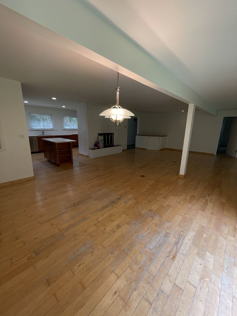 Available now! Inviting ranch situated in desirable North Ann Arbor – photo 4