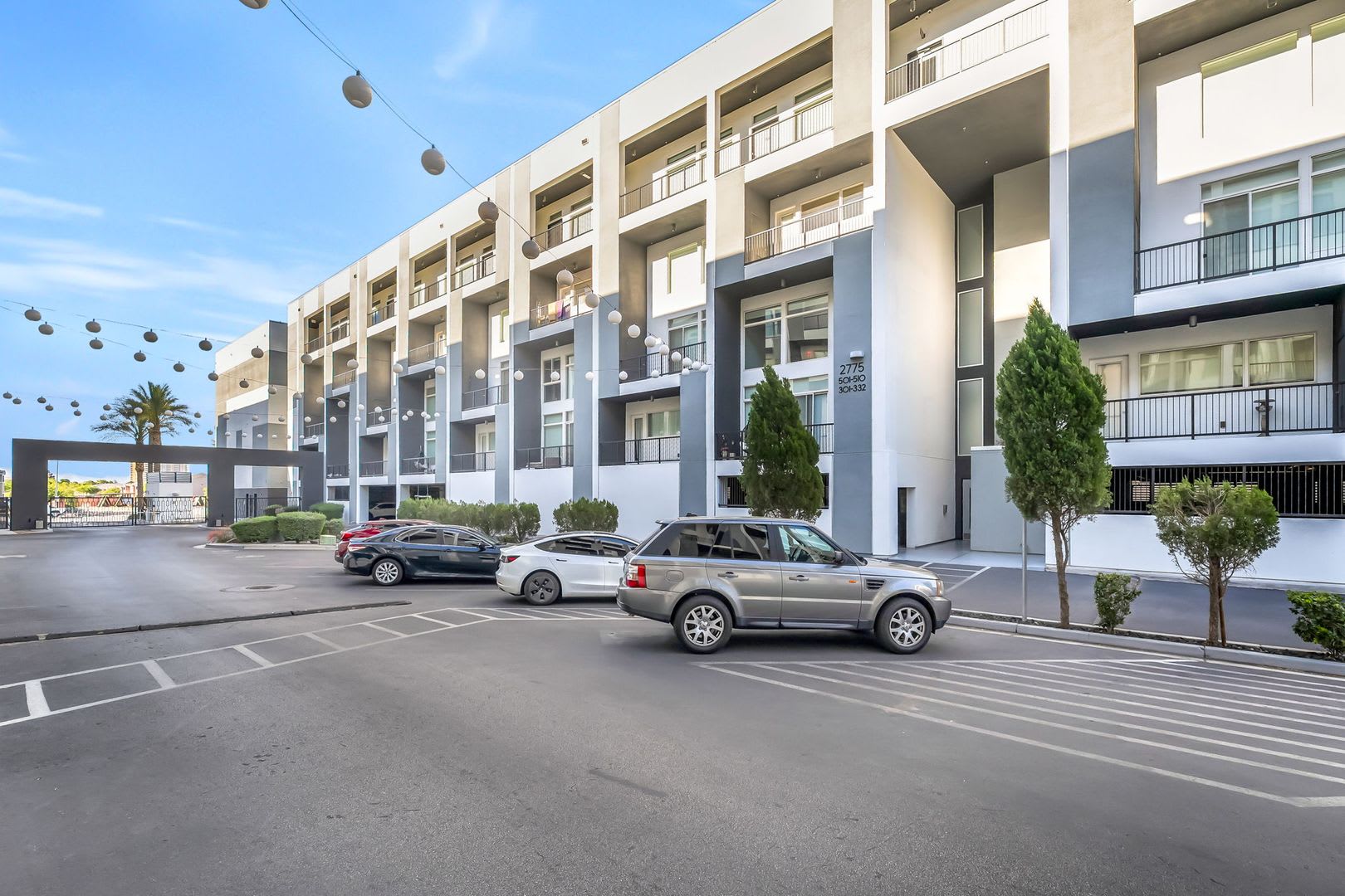 High-End Condo with Private Outdoor Spaces! – photo 3