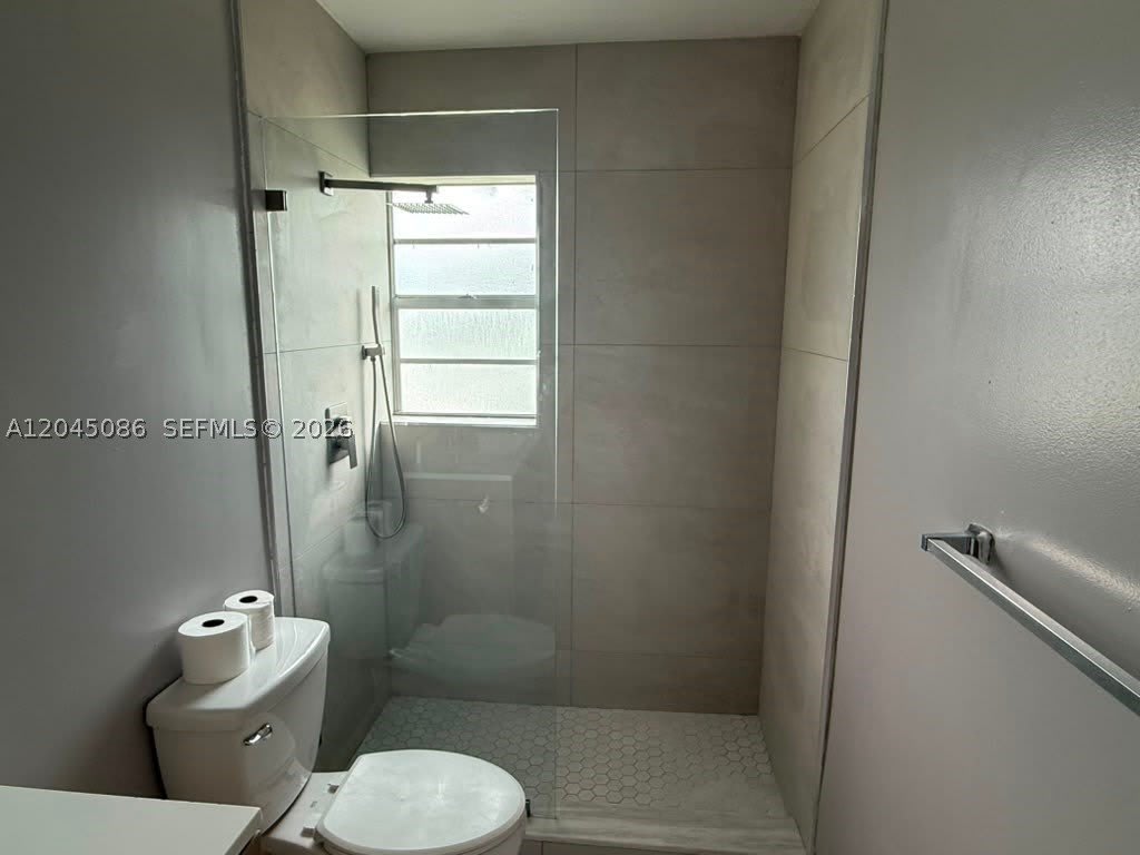 5870 Nw 16Th Pl – photo 3
