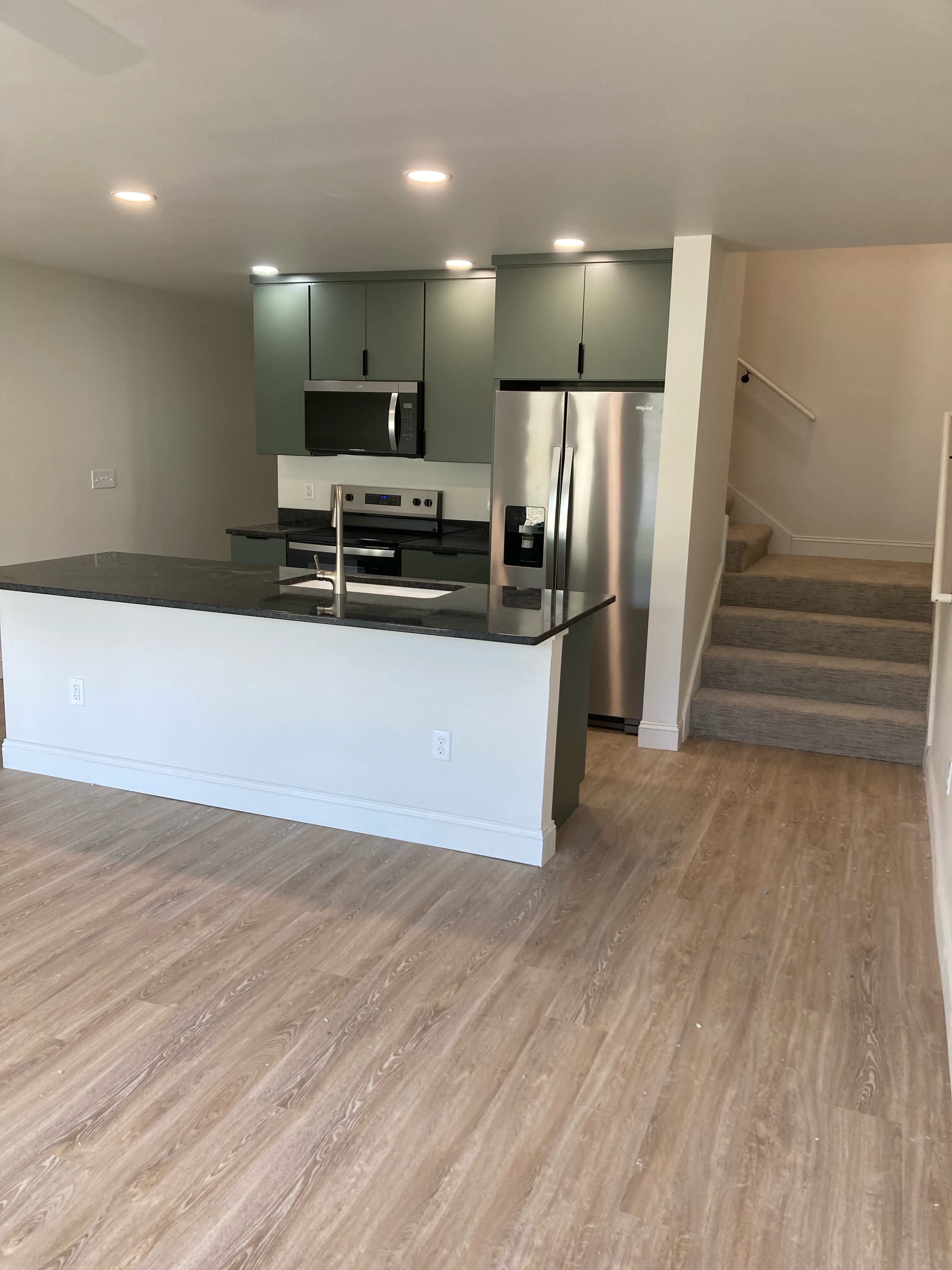 6 Ne 14th St – photo 4