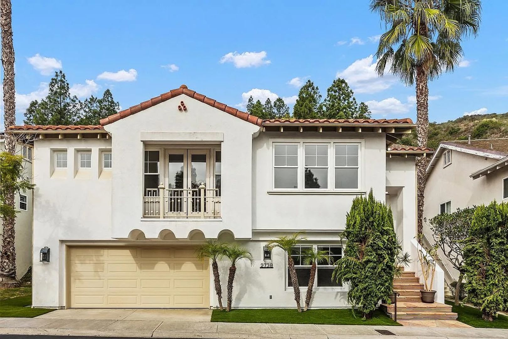 Don't miss out! Gated/Secured 4BR 3.5BA Luxury Home in Ridgegate – photo 2