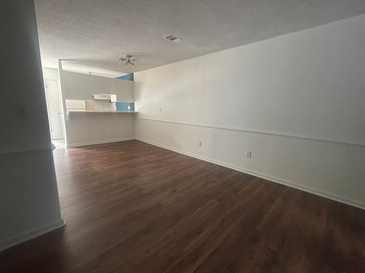 Forest Hills Racquet Club Townhome – photo 3