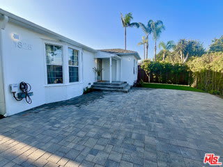 1825 Stearns Drive – photo 3