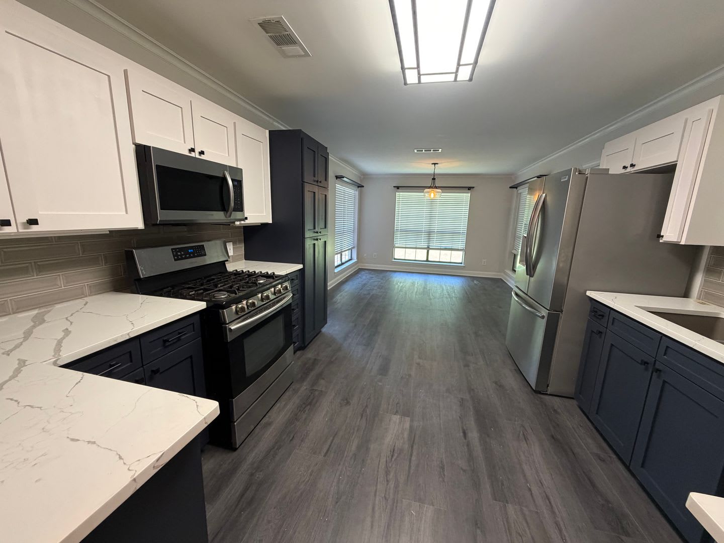 Remodeled 3 Bedroom Home In Keithville – photo 3
