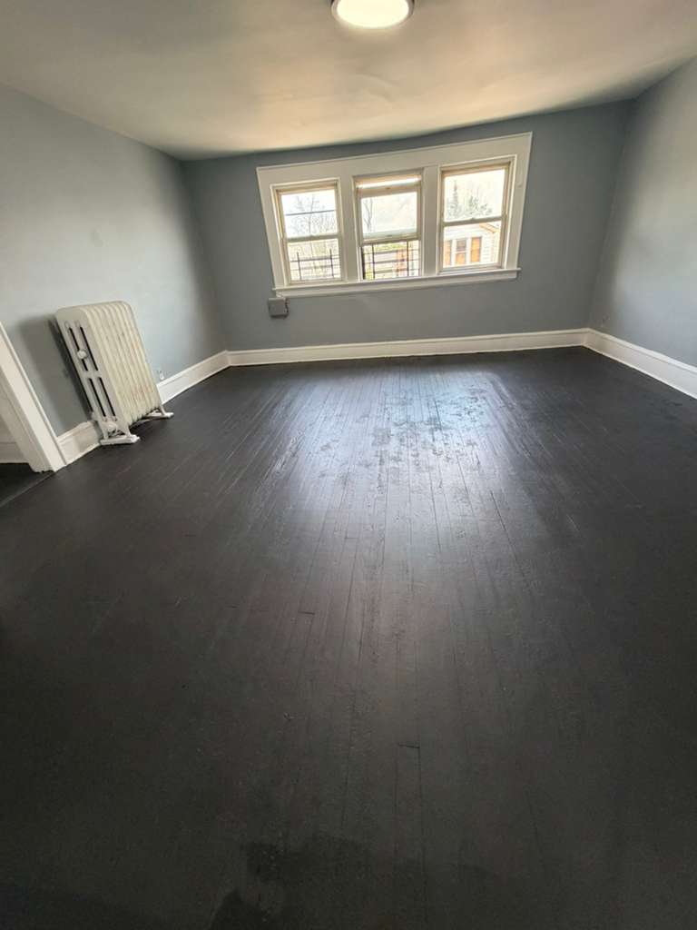 179 Isabella Ave – photo 2