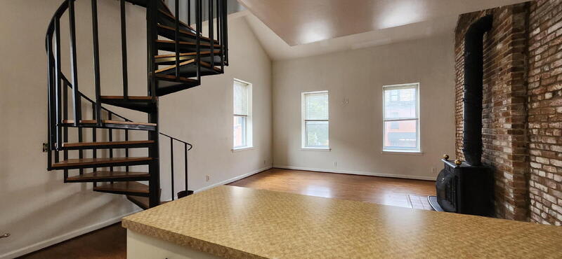 1016 Russell Blvd – photo 5