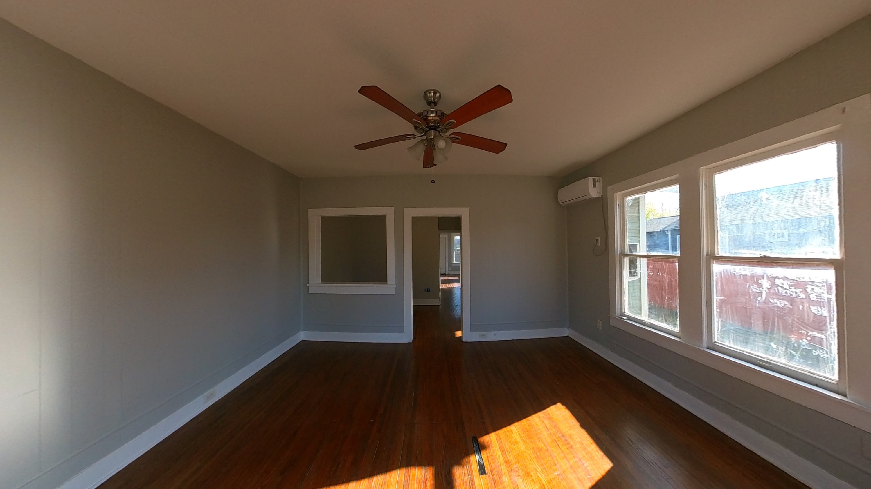 538 Kayton Avenue – photo 2