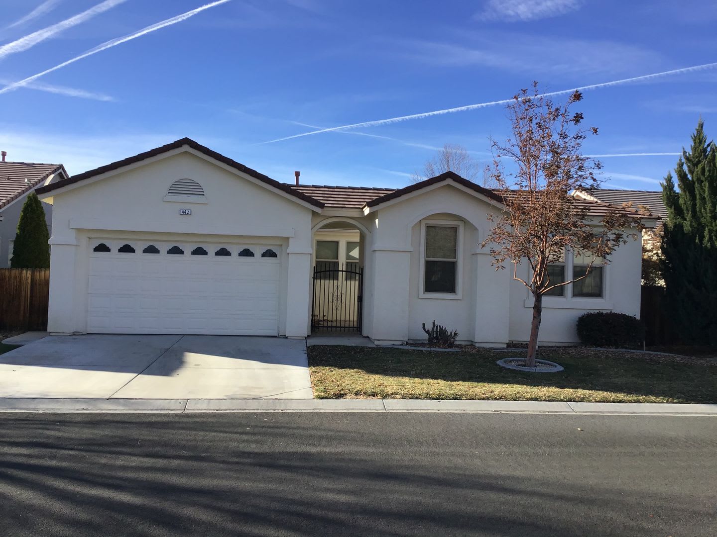 <b>Beautiful 3 Bedroom 2 Bath On The Golf Course<br><br> – photo 2