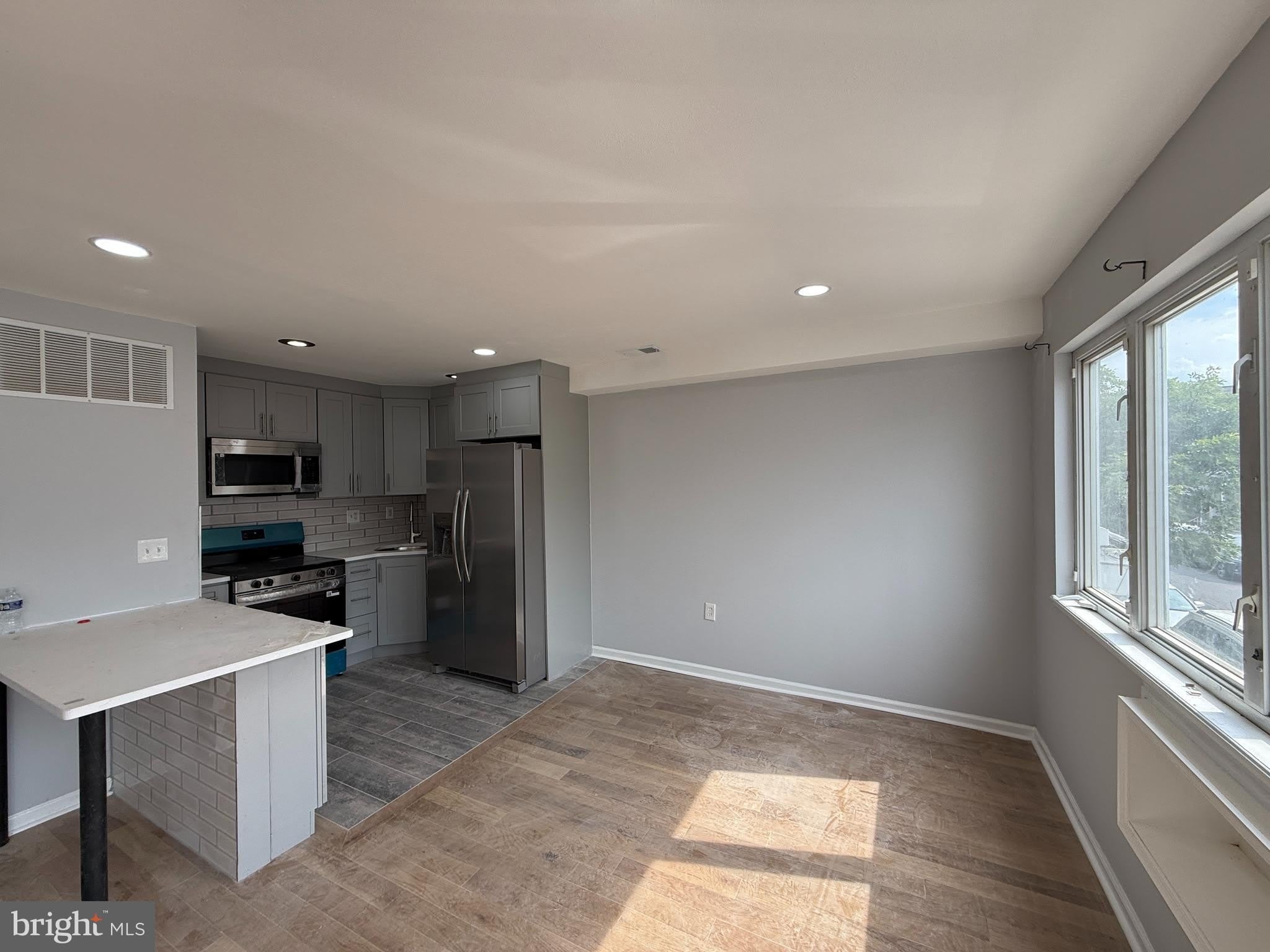 2611 S 9TH Street – photo 3