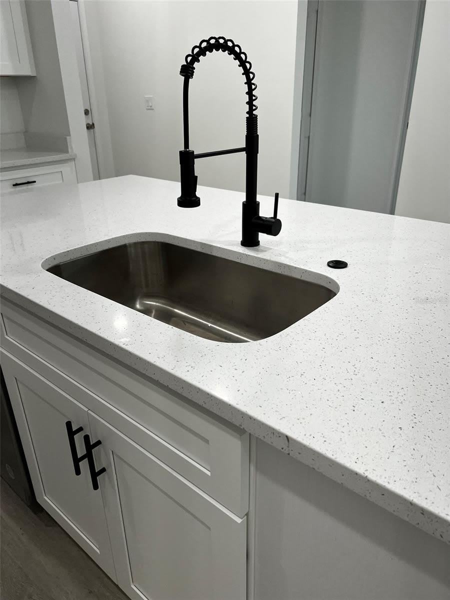 3 Fisher Place Drive – photo 4