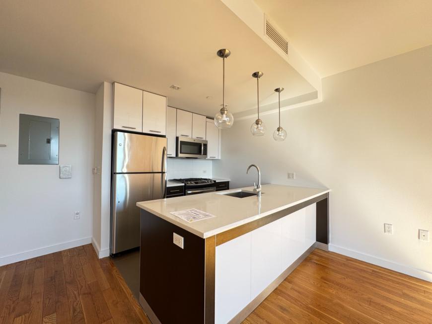 123 Parkside Avenue – photo 2