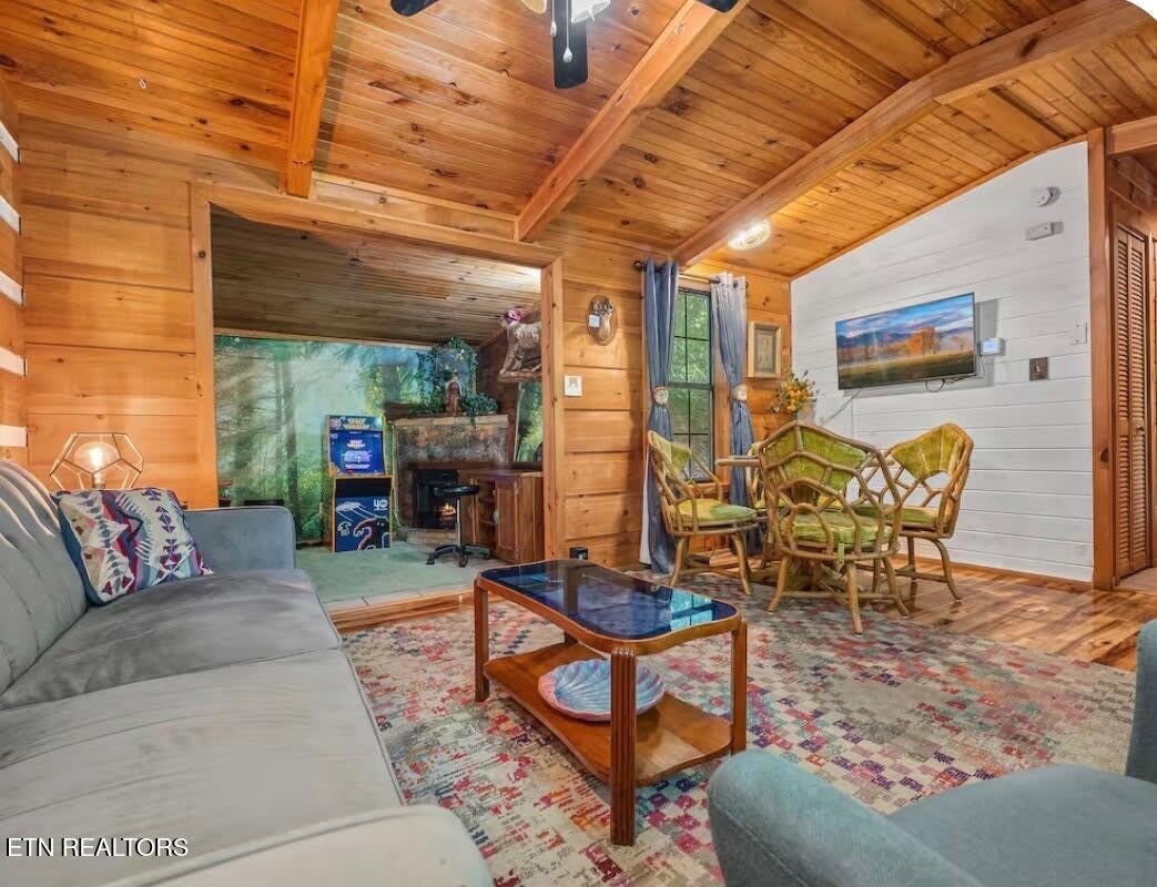 1509 School House Gap Rd – photo 5
