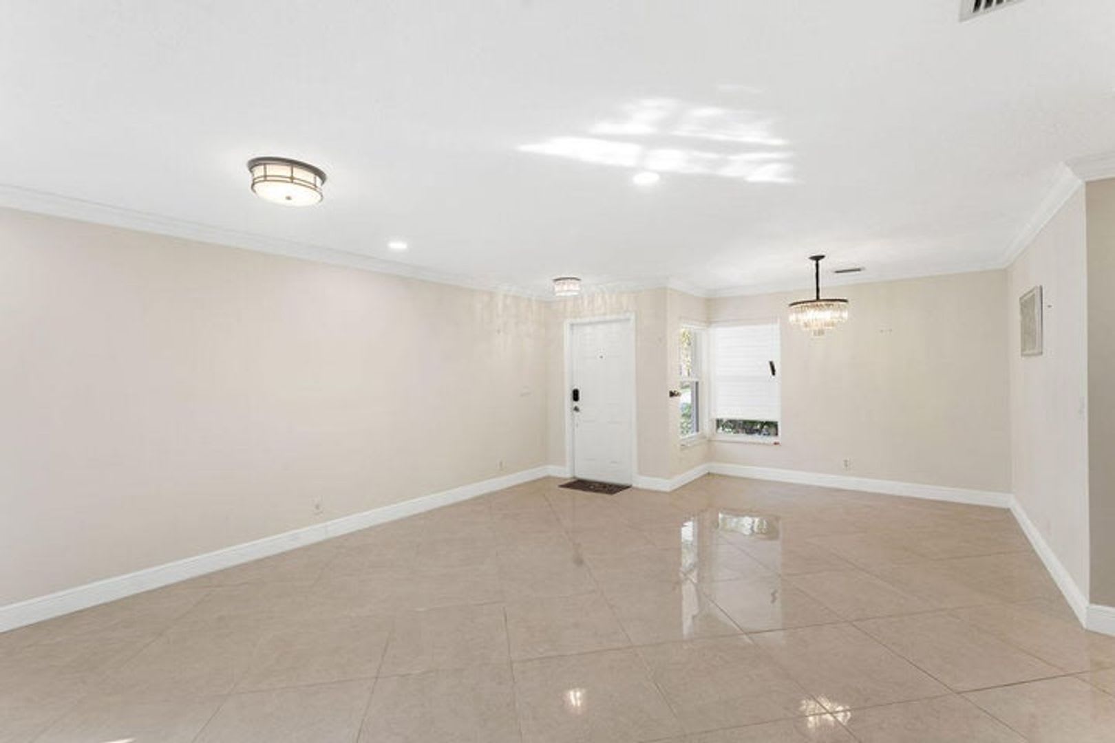 6384 Adriatic Way, West Palm Beach, FL 33413 – photo 5