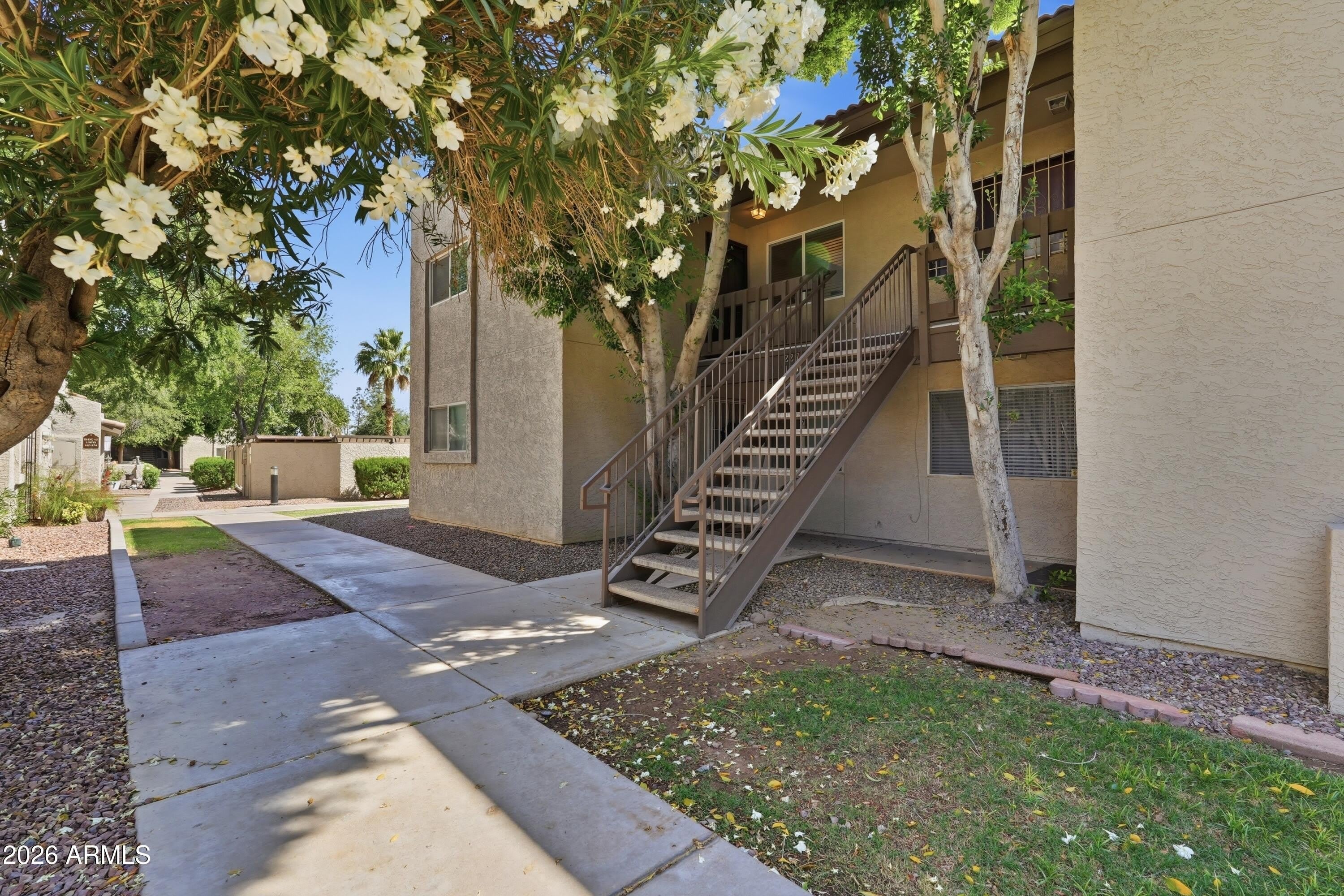 520 N Stapley Drive – photo 4
