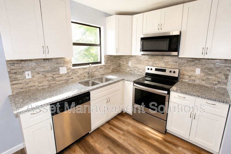 1 Oak Point Dr – photo 5