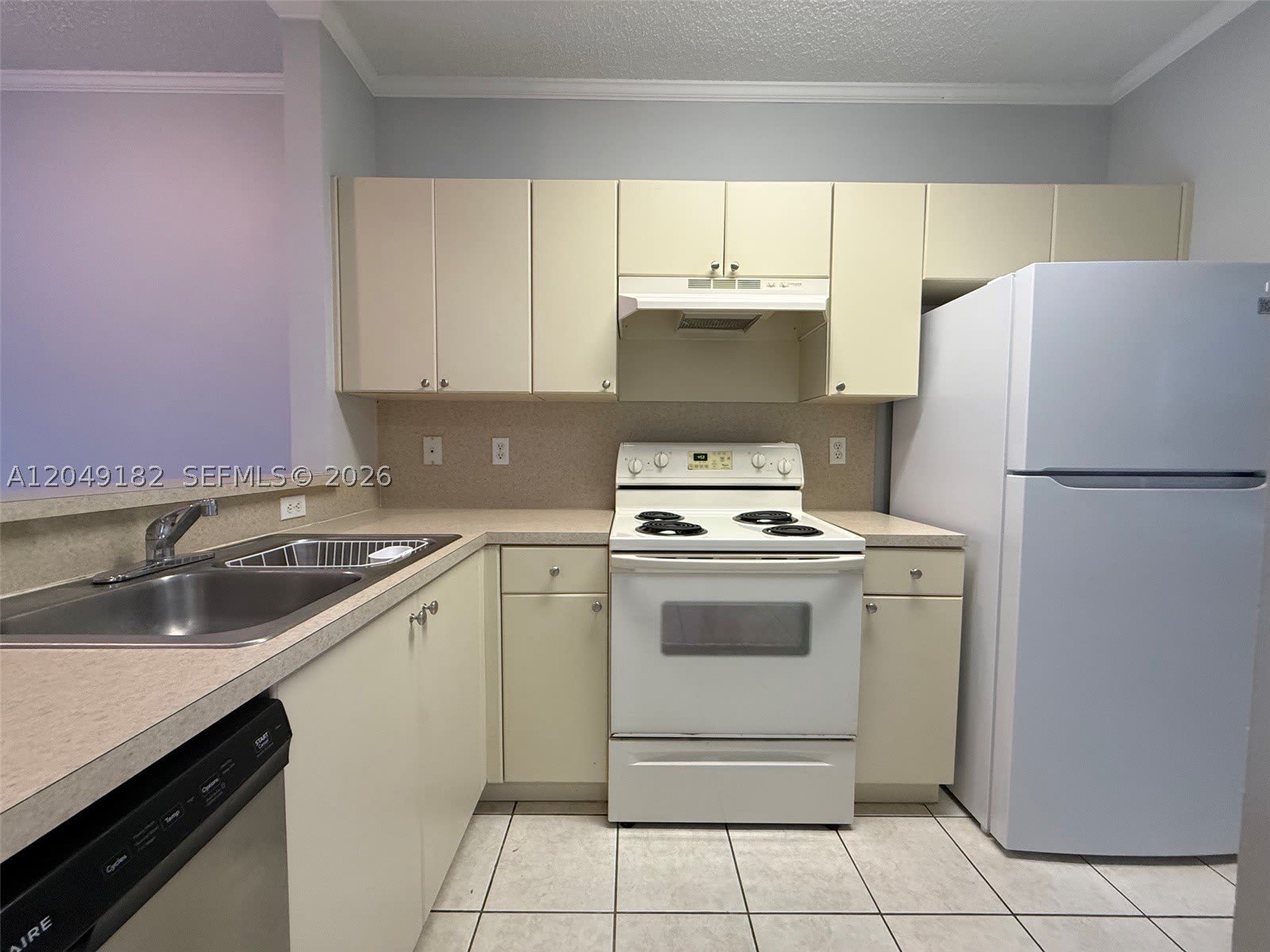 2304 SE 24 Ave – photo 4