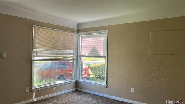 18631 Margareta Street – photo 2