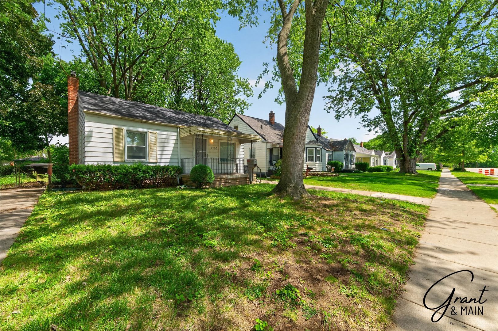 1200 2 Bedroom Ranch – photo 1