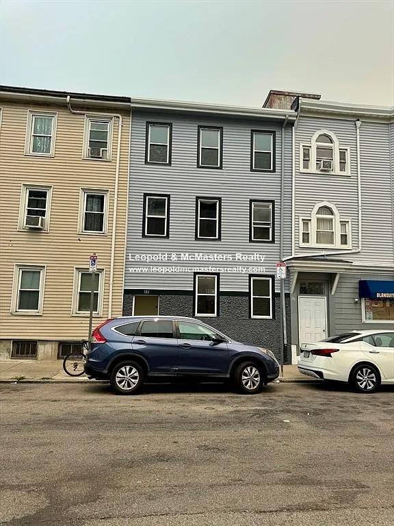 186 Marion St. – photo 1
