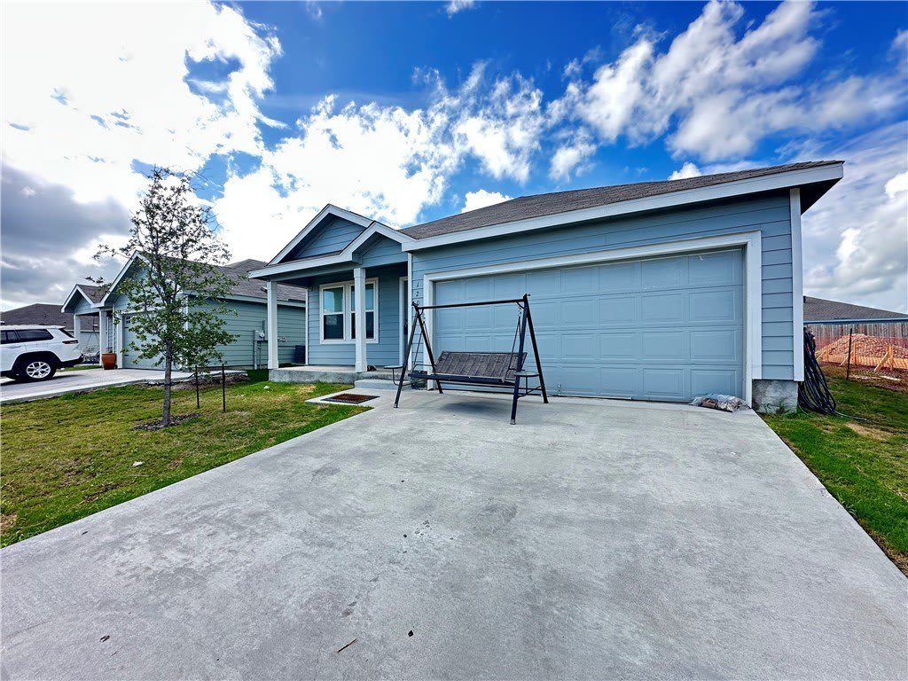 1203 Athena Drive – photo 3
