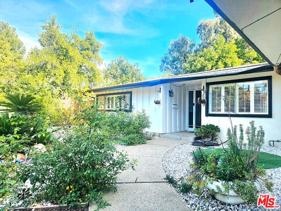 5904 Laramie Ave – photo 2