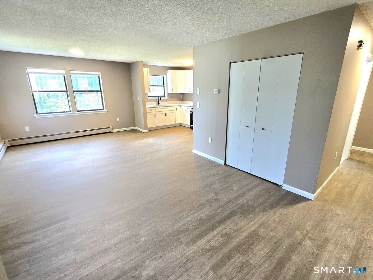 272 Bellevue Street – photo 3