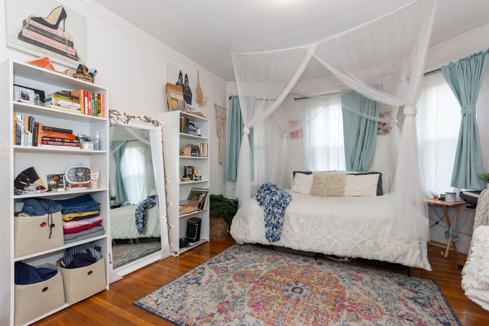 Stunning 4 bed 2 bath in Allston – photo 3