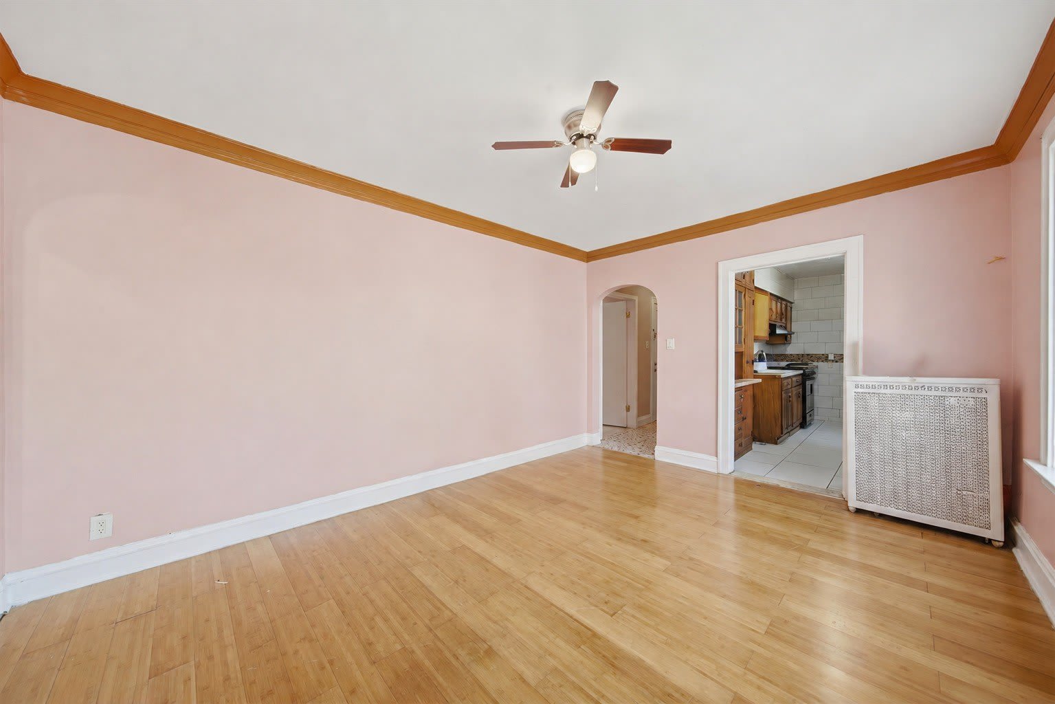 6316 N Artesian Avenue – photo 4