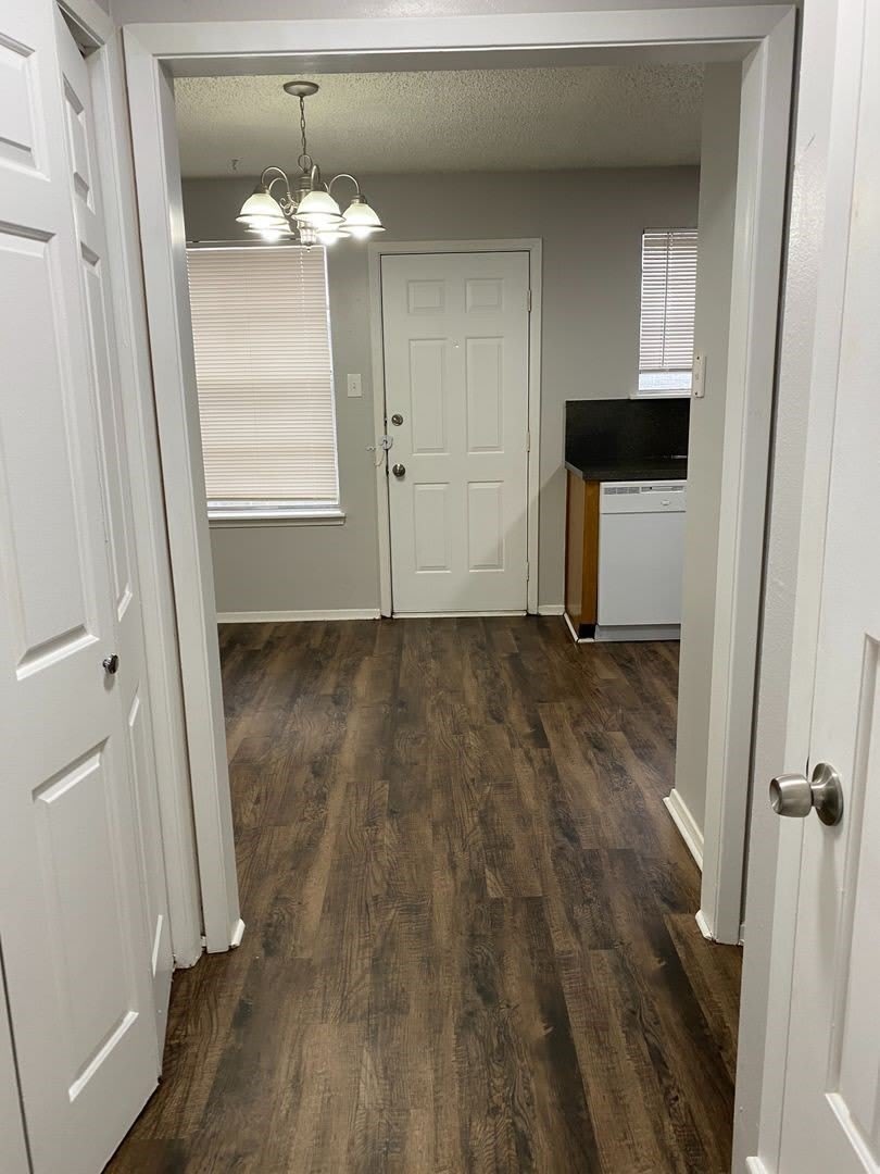 1604 Sun Valley Drive – photo 2