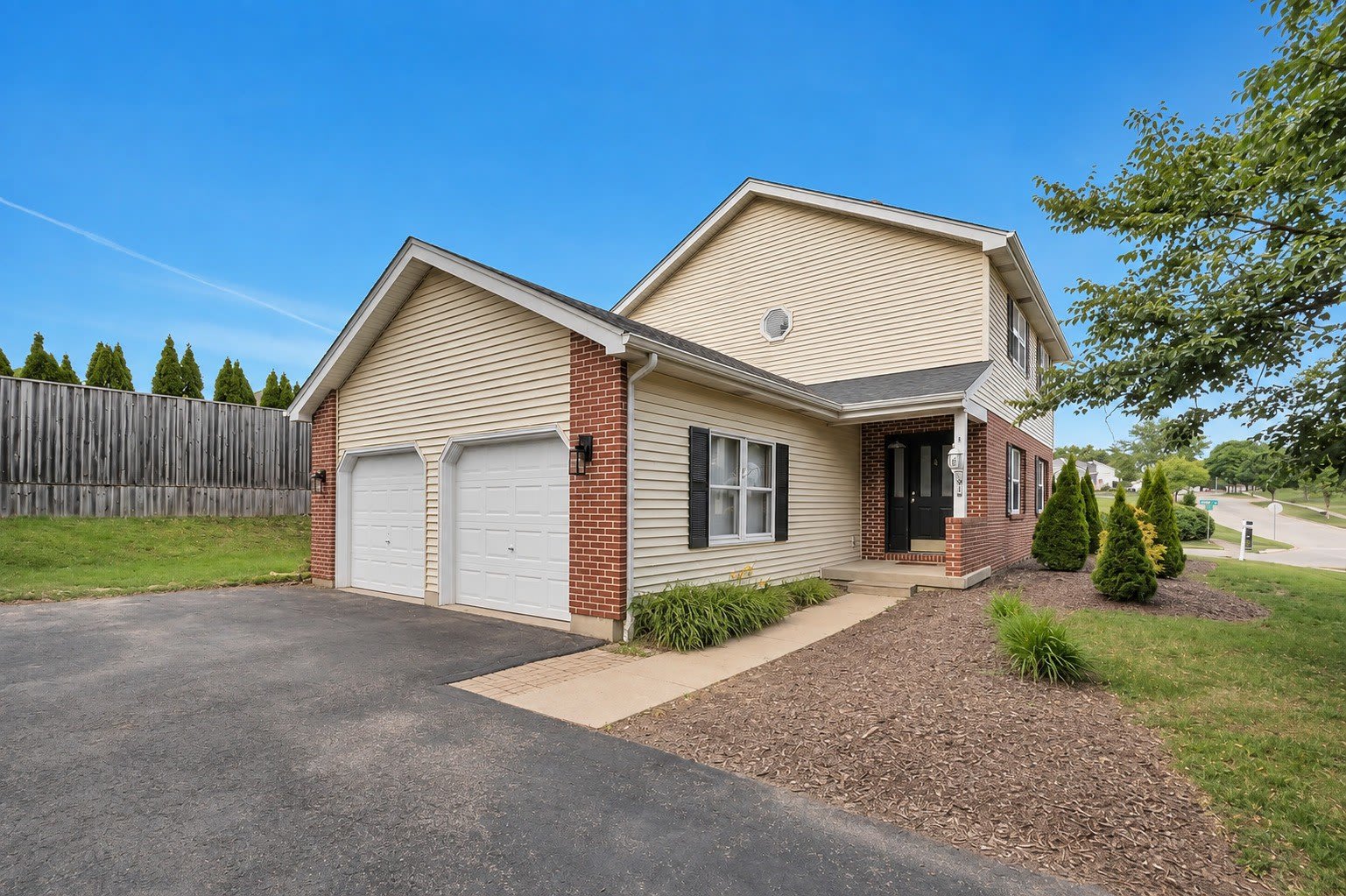 8348 Adbeth Avenue – photo 2