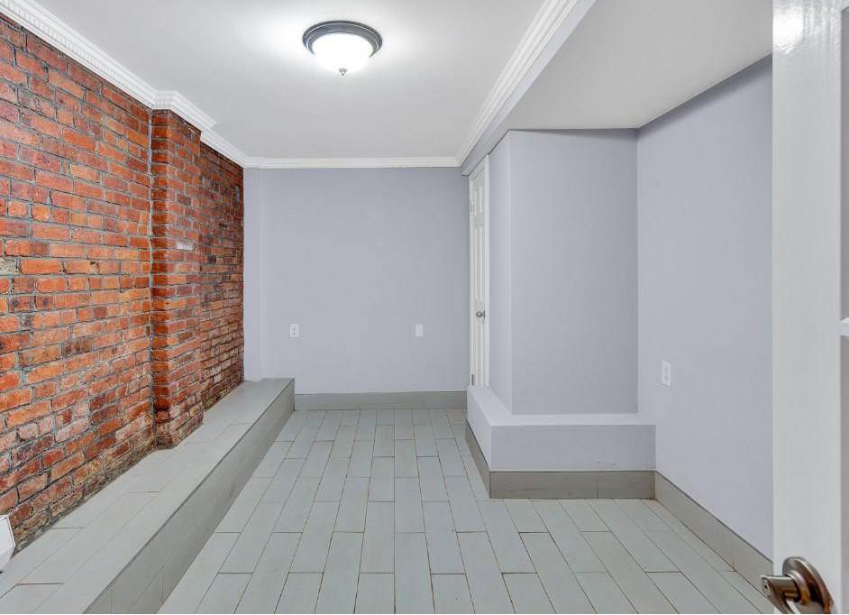 110 E 7th St – photo 5
