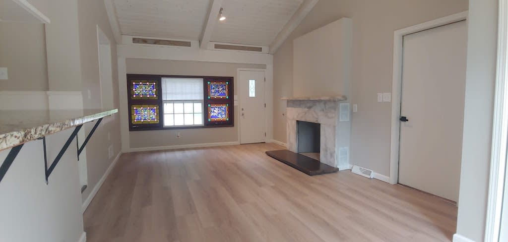 4425 North 105Th Street – photo 3