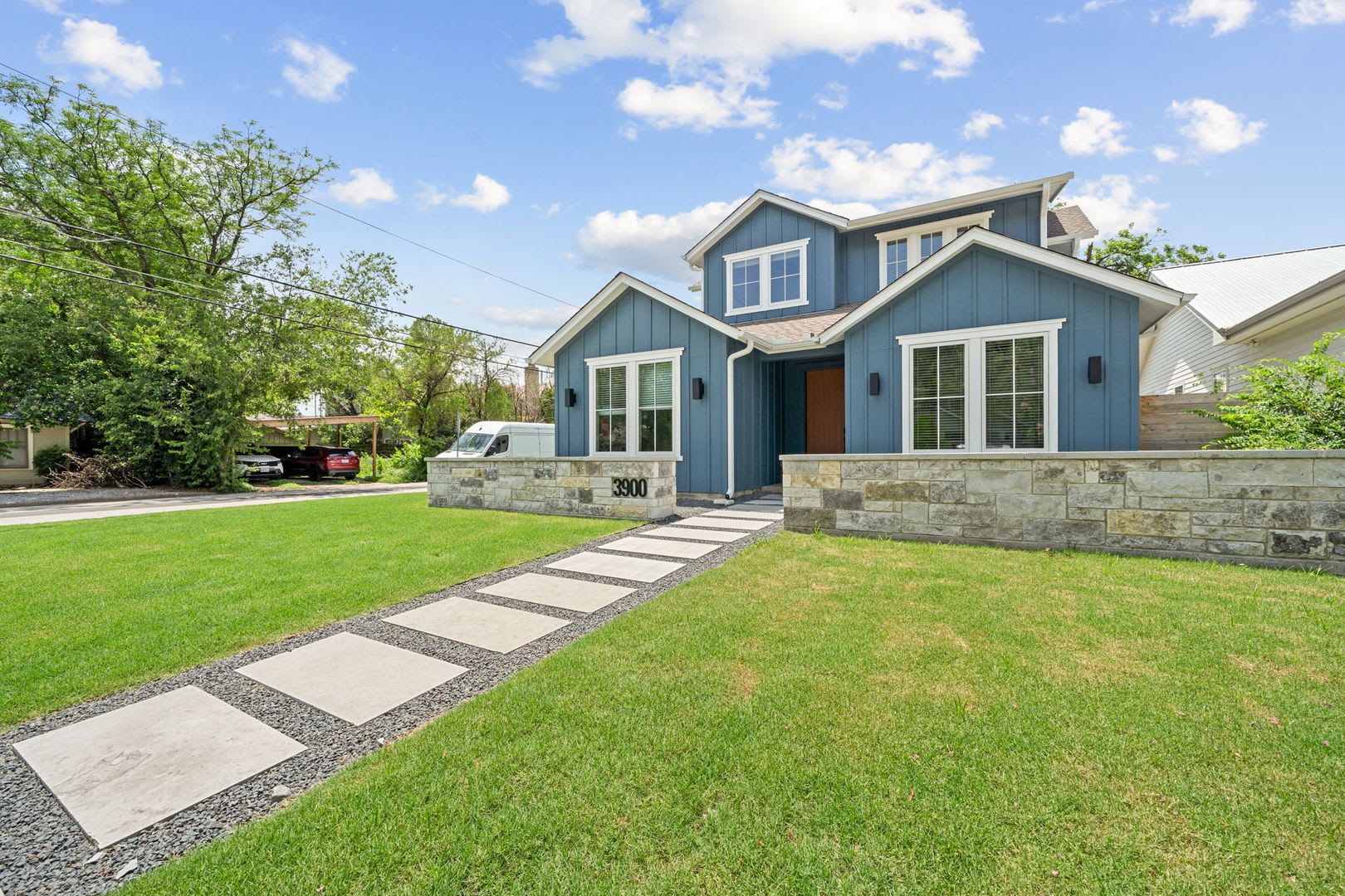 CENTRAL AUSTIN: 6 BD / 4 BA – photo 2
