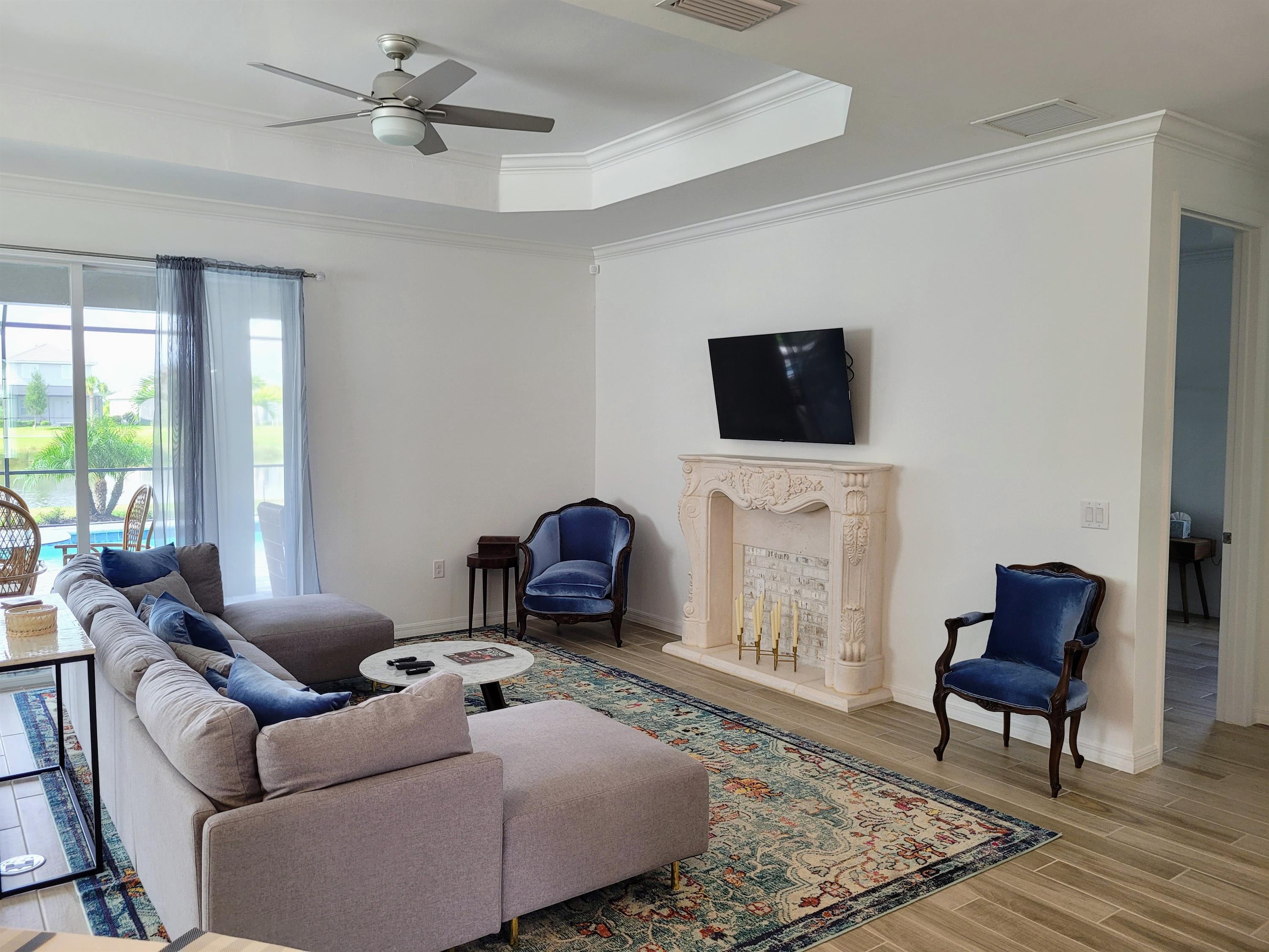 5909 Berwick Ln – photo 3