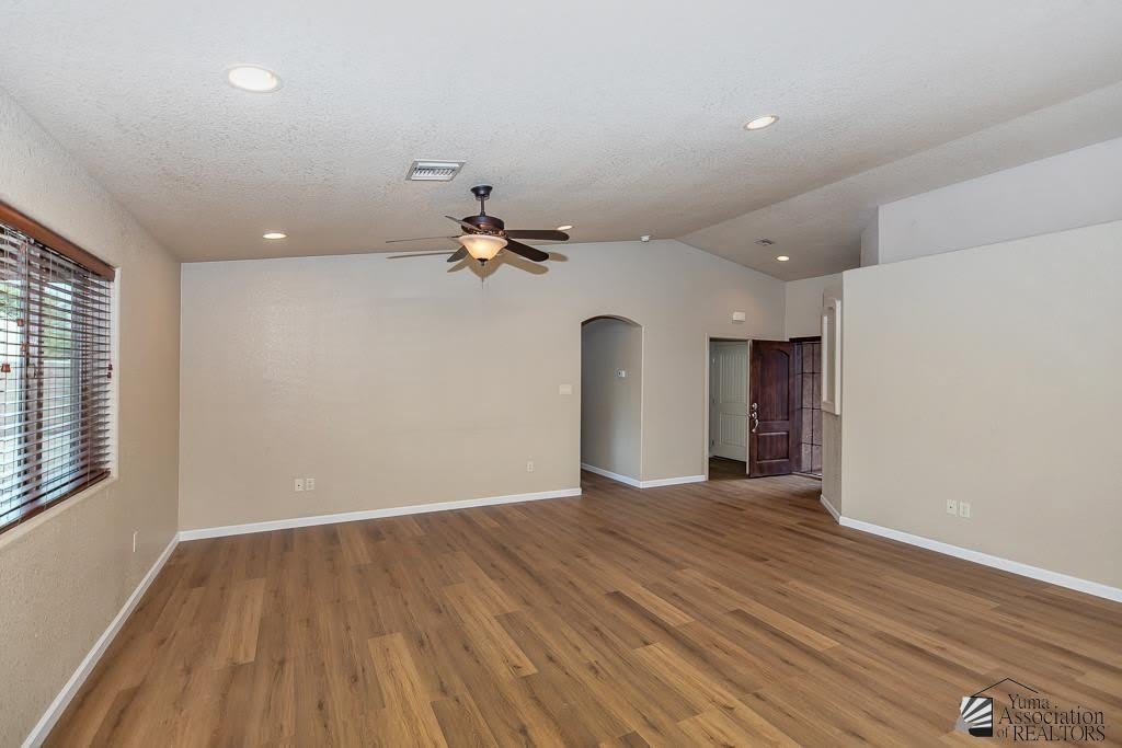 11592 E 27 St – photo 3