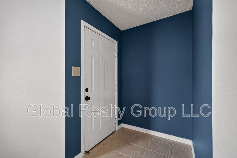306 Meadow Dr – photo 5