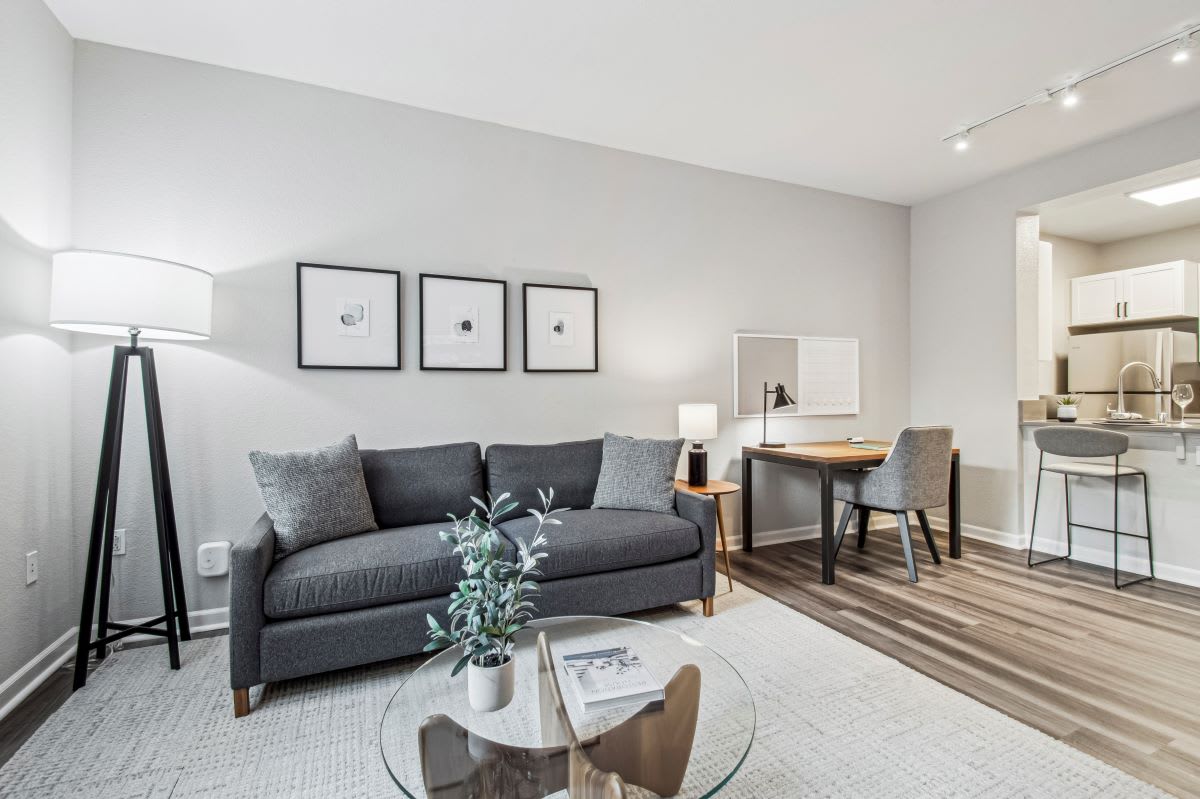 Bay House Emeryville – photo 2