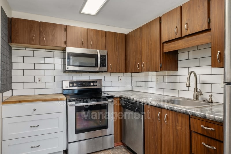 12311 112th Avenue Court East – photo 4