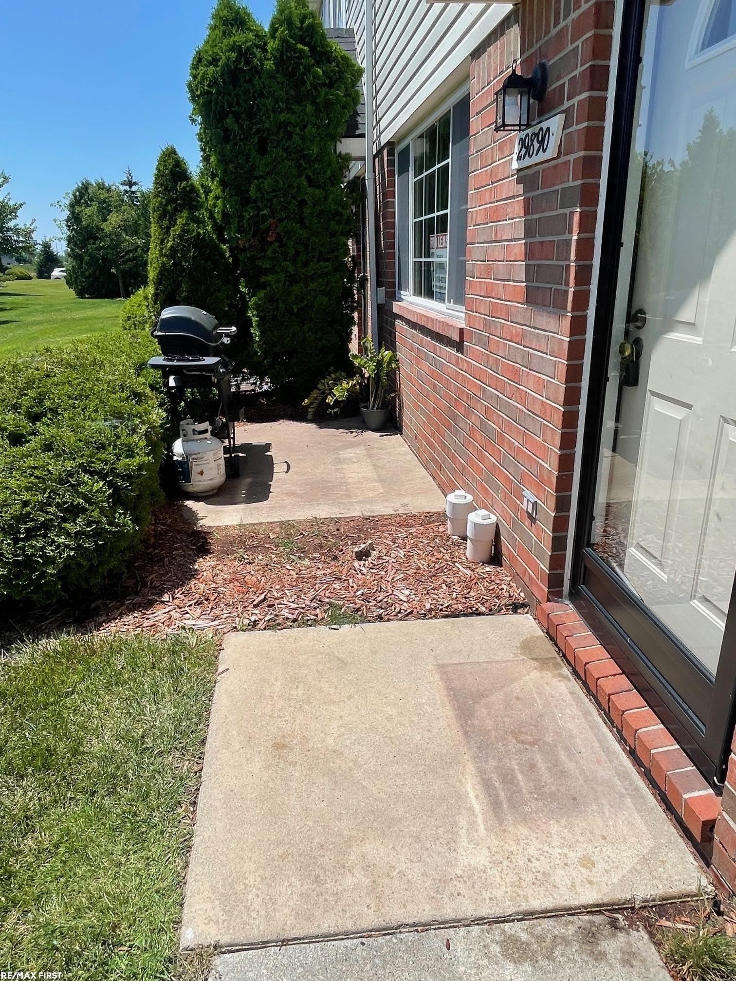 29890 Donna Lane – photo 2