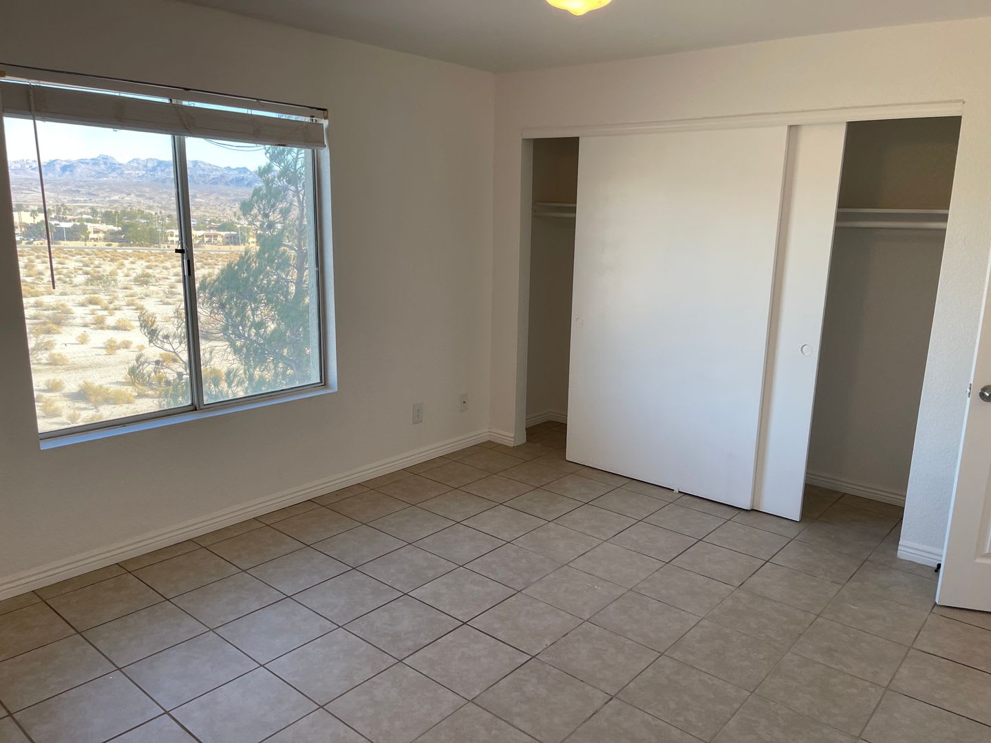 2nd Floor condo For Rent – photo 5
