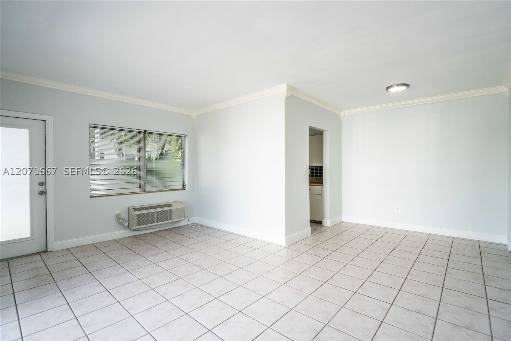 7640 Carlyle Ave – photo 4