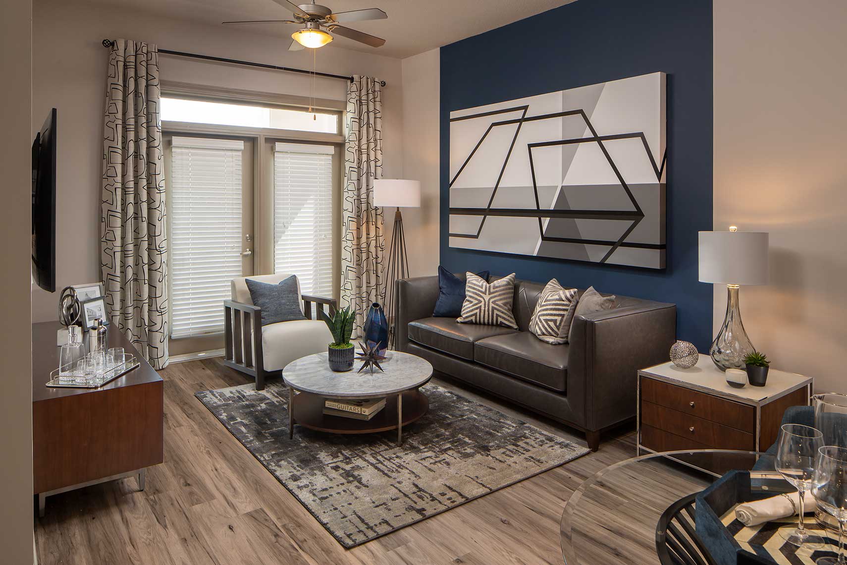 Elle of Buckhead – photo 2