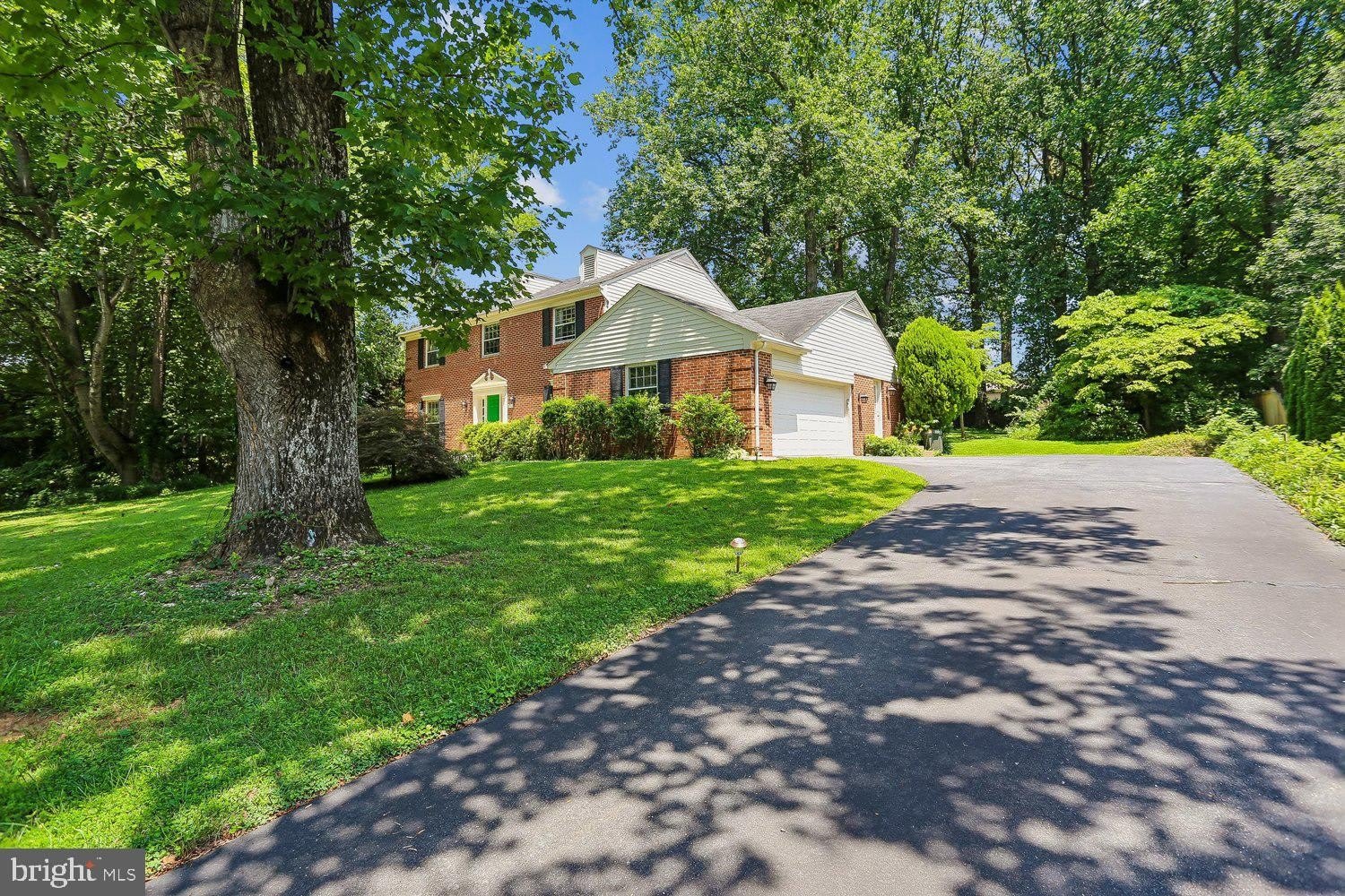 903 Ridge Drive – photo 2
