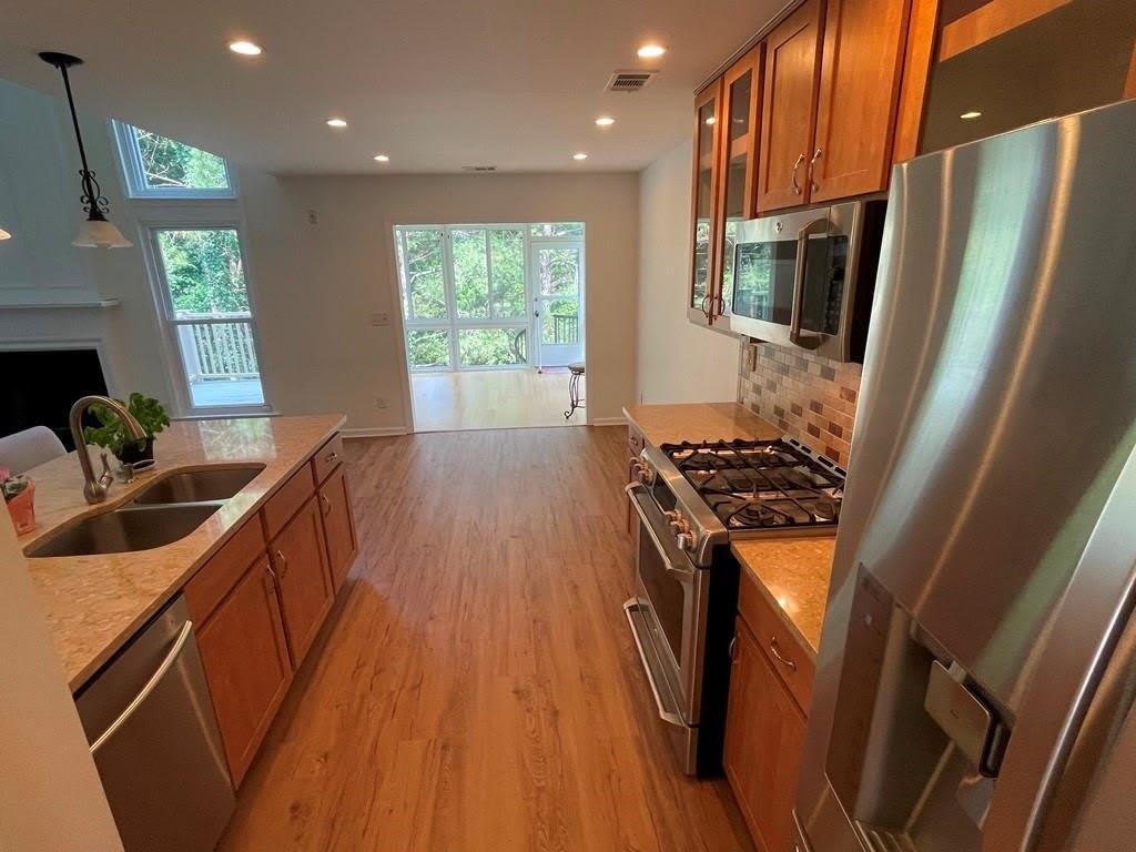 13580 Weycroft Circle – photo 3