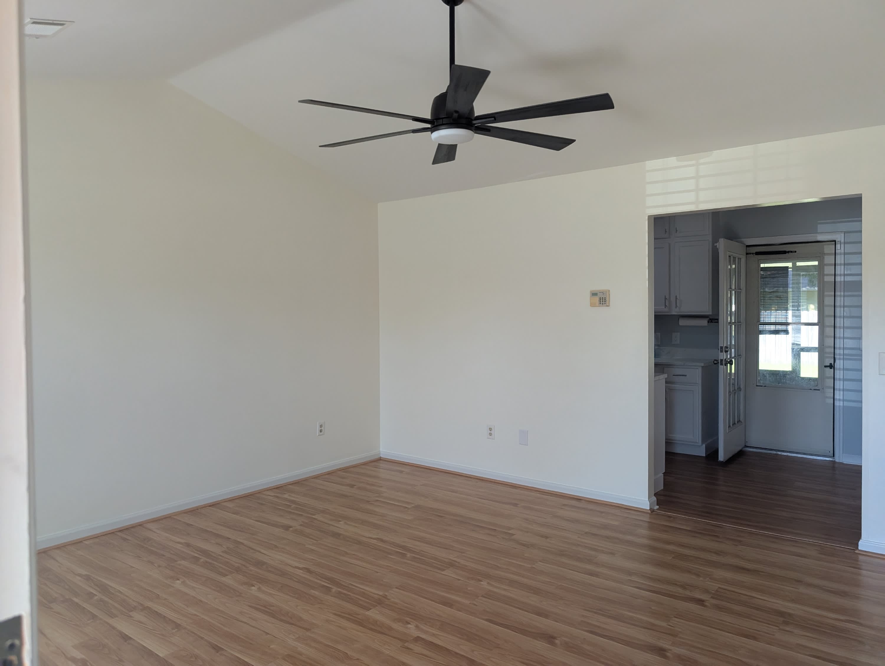 139 Haney Rd – photo 2
